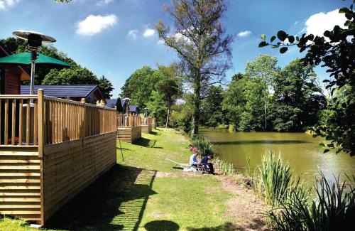 Westcott Resort | Upton Lakes Lodges