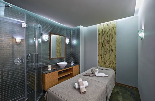 Zeytinburnu Hotel | Uranus Istanbul Topkapı