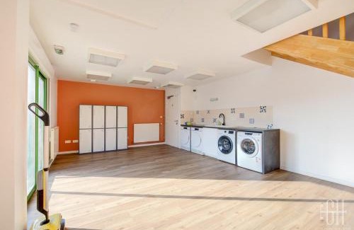 Saint-Pierre-des-Corps Apartment | Uranus - Proche A10 - 2V - Parking