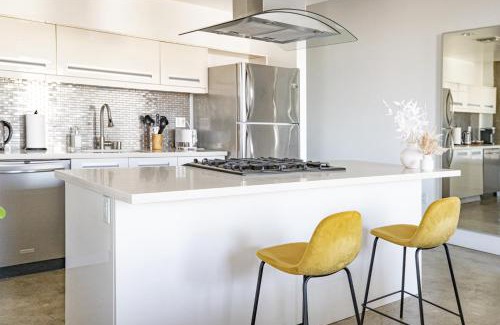 Historic Core Apartment | Urban 1-bedroom Apartment