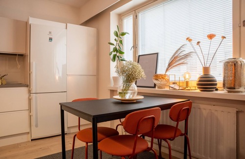 Rovaniemi Apartment | Urban Arctic Elegance: 2-Room Stylish Getaway