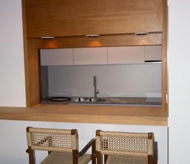 Oberdorla Apartment | Urban Art Living - Your temporary home