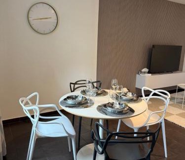 Mellet Apartment | Urban Cocoon