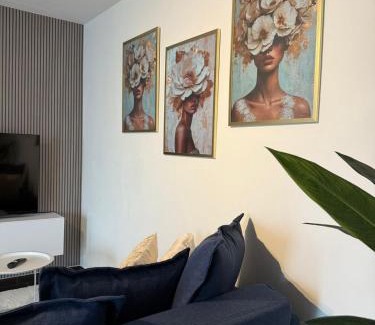 Mellet Apartment | Urban Cocoon