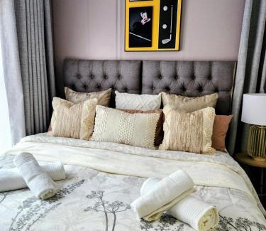 Greater Johannesburg Metropolitan Area Apartment | Urban Contempo Lush