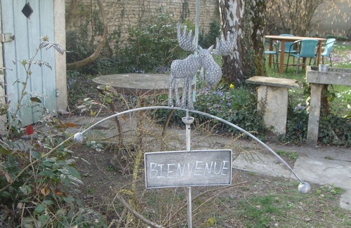 Beaune House | Urban cottage with garden