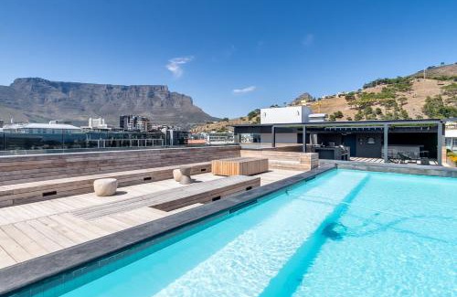 Cape Town City Centre Apartment | Urban Elephant. The Docklands