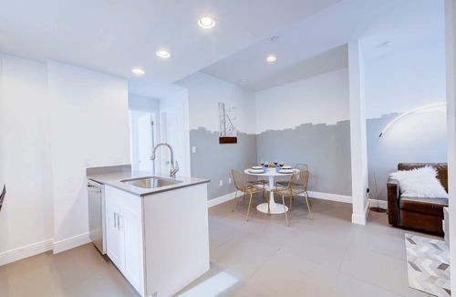 Allapattah Apartment | Urban Escape Apt 1BR/2BA Wynwood near Miami beach!