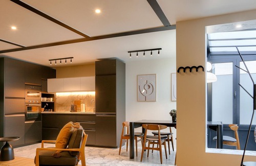 Quartier Saint-Ambroise Apartment | Urban Flat 170 - Sublime Flat in Center of Paris