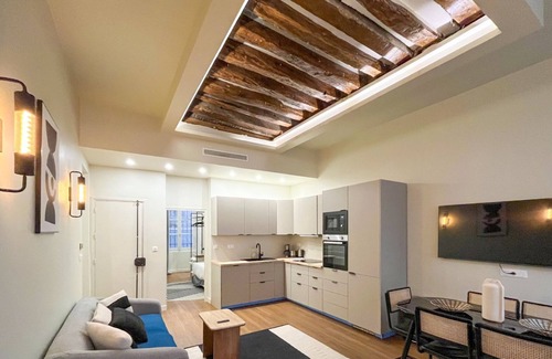 Bonne-Nouvelle Apartment | Urban Flat 188 - Stunning 4 Bedroom Flat in Paris