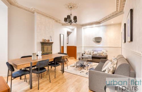 Strasbourg -Saint-Denis Apartment | Urban Flat 57 - Luxury 4BDR Parisian Flat in Paris