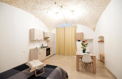 Bari City Centre Apartment | Urban Flat Bonazzi40 -TimeSRL Apartments