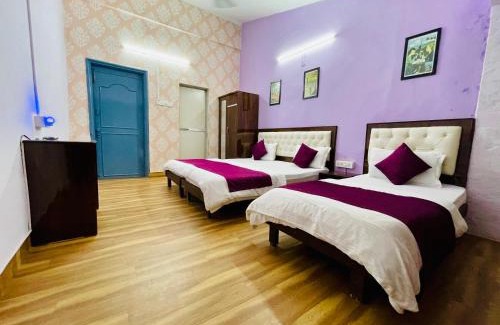 Malad East House | Urban Home and Suites, Service Apartment in Goregaon Mumbai