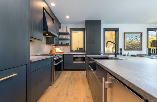 Beaver Creek House | Urban Home at The Aspens by InvitedHome | Hike In/Out, Near BC Village, Decks