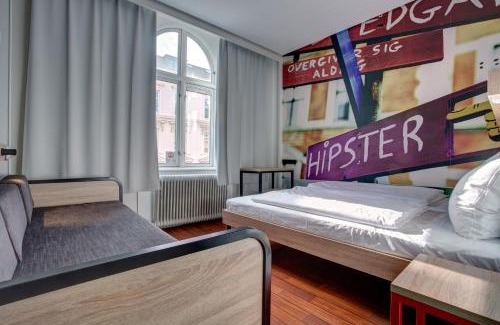 København V Hostel | Urban House Copenhagen by MEININGER