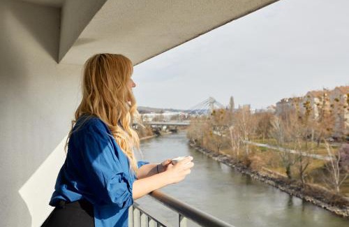 Althangrund Apartment | URBAN ISLAND I Riverside Apartments