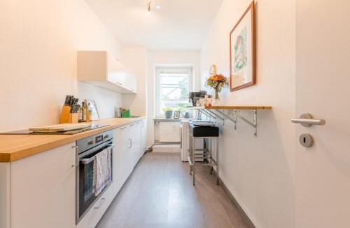 Kassel Apartment | Urban Jungle Apartment Wilhelmshöhe by stay awesome