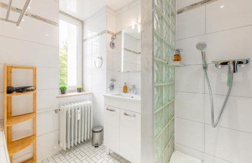 Kassel Apartment | Urban Jungle Apartment Wilhelmshöhe by stay awesome
