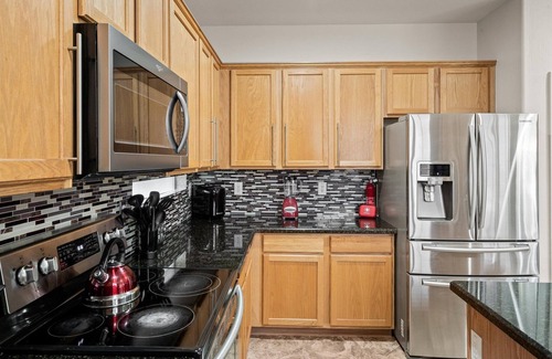 Phoenix House | Urban Living in Glendale AZ, 4 Miles from Westgate!