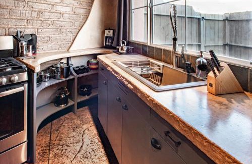 Santa Fe House | Urban Loft in Heart of Vibrant Railyard