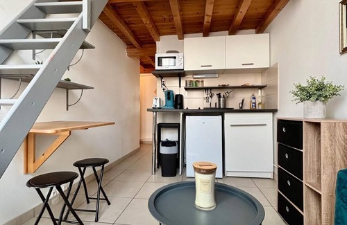 Vaise Apartment | Urban'Mezza Spot - Lyon Valmy - Wifi & Metro