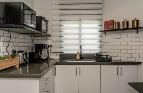Qiryat Shemona Apartment | URBAN Modern accommodation in the Galilee