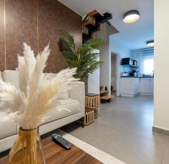Qiryat Shemona Apartment | URBAN Modern accommodation in the Galilee