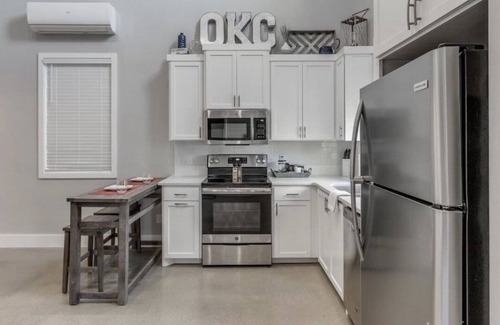 Central Oklahoma City House | Urban-Modern Bungalow in Wheeler District close to Downtown