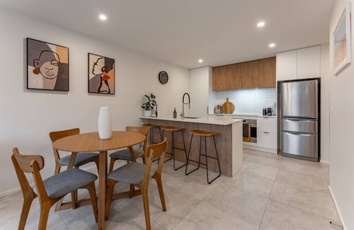 Christchurch City Centre House | Urban Nest Explorer: Walk to City, Free Parking