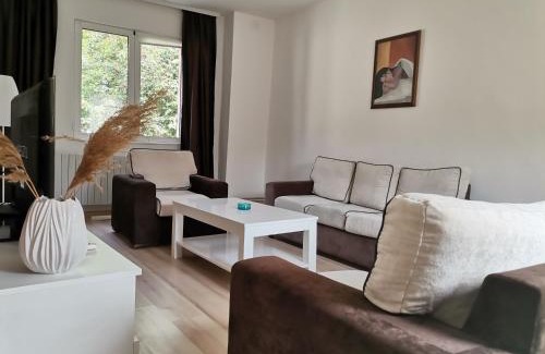 Gornji Milanovac Apartment | Urban Nest