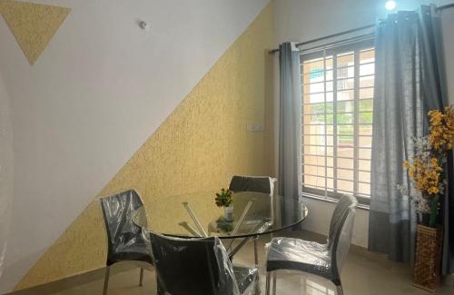 Bhopal Villa | Urban Oasis