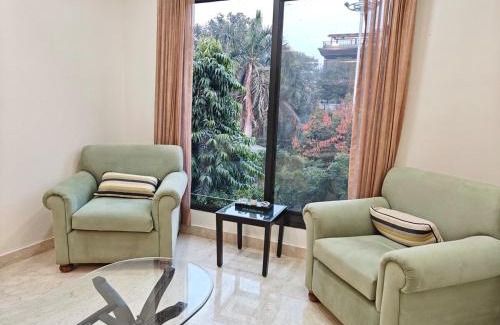 Preet Vihar Apartment | Urban Oasis