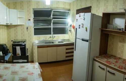 Vila Izabel Apartment | Urban Refuge in Curitiba. Cozy apartment 10 minutes from the center.