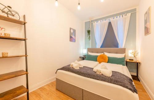 Bad Wilhelmshoehe Apartment | Urban Retreat by stay awesome