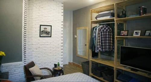 Da Kao Apartment | Urban Saigon Stays Near Embassy