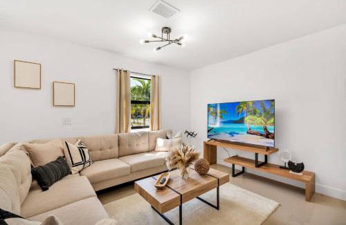 Dania Beach House | Urban Seaside