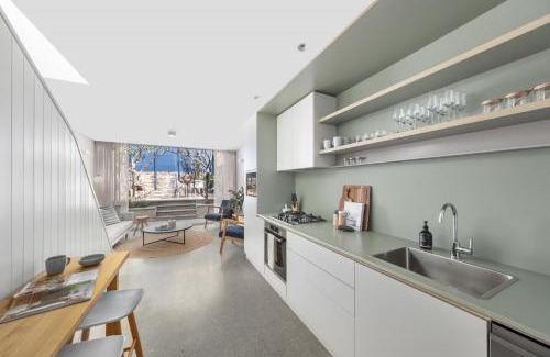 Glebe Apartment | Urban Serenity