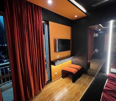 Gomti Nagar Hotel | Urban Stay Dlf my Pad