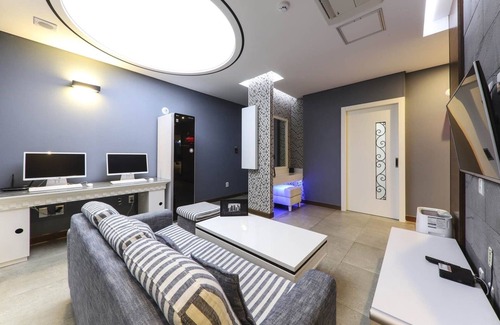 Gwangsan-gu Hotel | Urban Stay