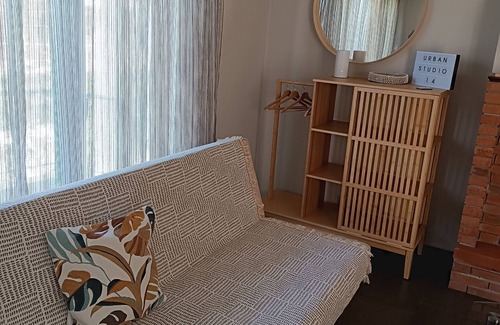 Kalamaria Apartment | Urban Studio 14
