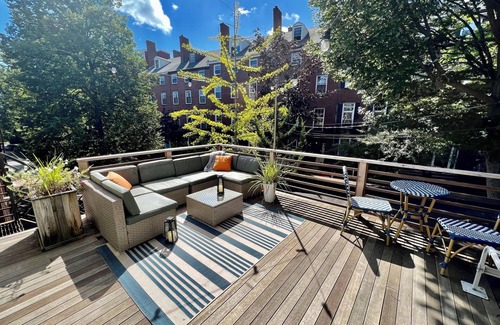 West End Apartment | Urban studio in an amazing, central location