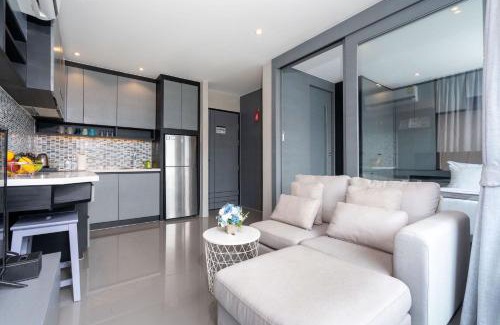 Kamala Apartment | Urban Suite CTG B702 in a Gated Tropics Kamala Residence with 3 Pools & Gym