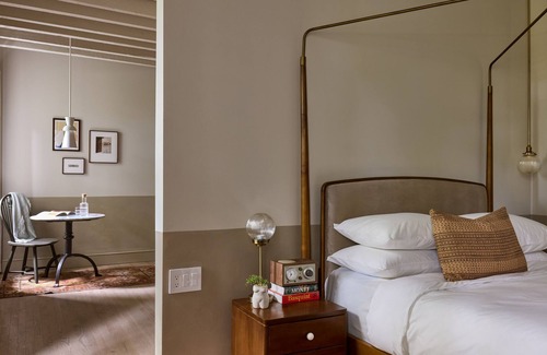 Fishtown House | Urban Vibes in Philly – 4 Suites Walk to Rittenhouse, Old City & Nightlife
