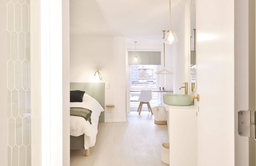 Dansaert Bed & Breakfast | Urban Walls