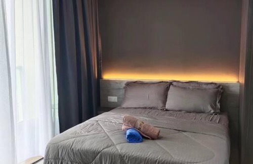 Batu Caves Apartment | Urban360 Pool view with Netflix and wifi