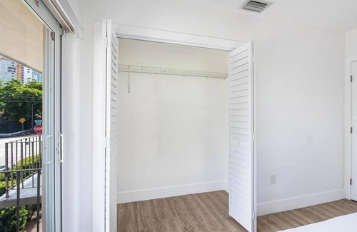 The Roads Apartment | URBAN4-4 | relax in your apartment near Brickell