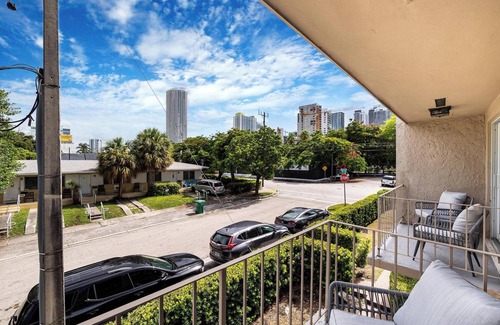 The Roads Apartment | URBAN4-4 | relax in your apartment near Brickell