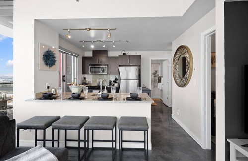 Beltline Apartment | Urbanest - Spectacular Views & Amenities Downtown