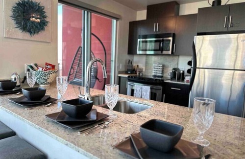 Beltline Apartment | Urbanest - Spectacular Views & Amenities Downtown