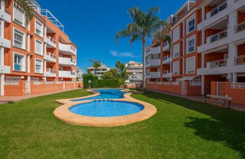 Denia Apartment | Urbanización con piscina Mar de Denia